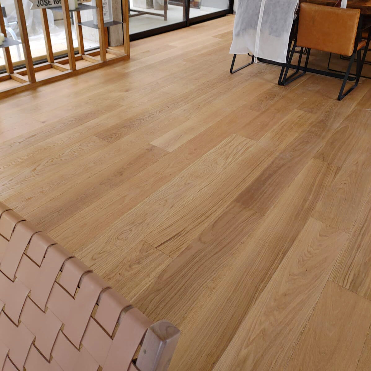 Roble Europeo Prefinished Smooth - Satinado - Natural