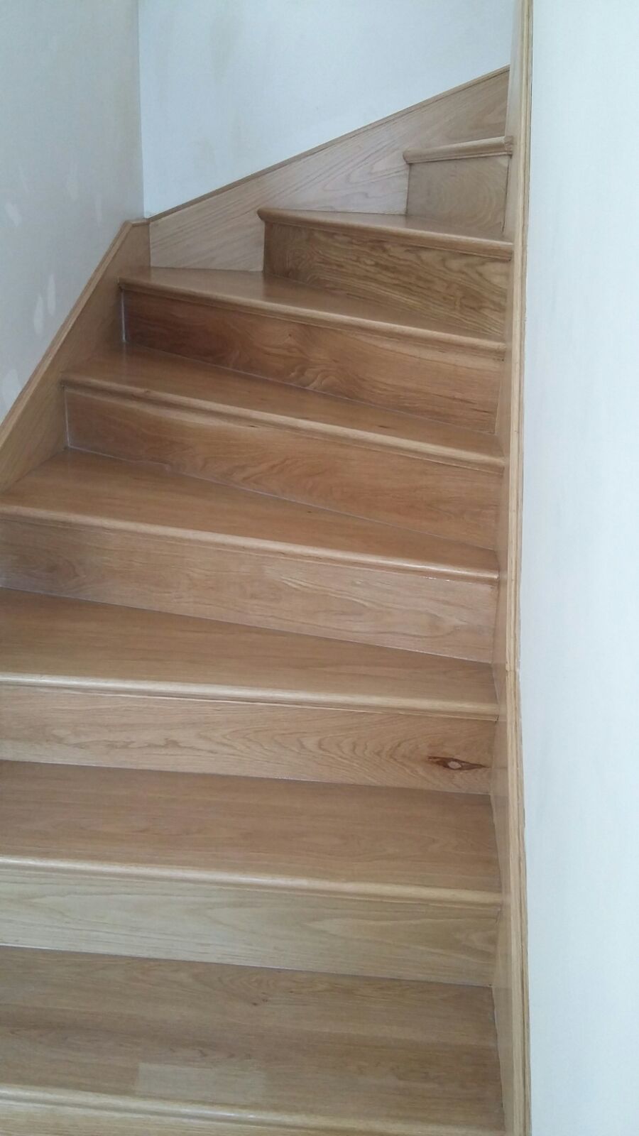 Escalera de Madera Maciza - Roble Europeo - Imagen 4